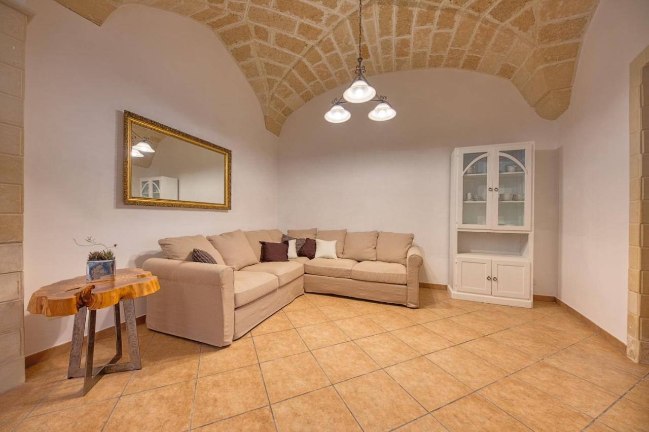 Corte Anibaldi Apartment Lecce Buitenkant foto