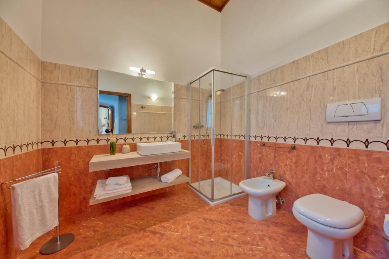 Corte Anibaldi Apartment Lecce Buitenkant foto